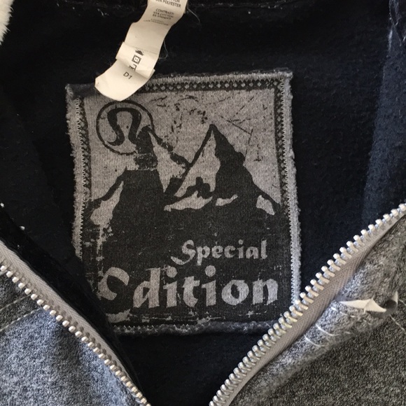 🍋 lululemon Special Edition Scuba Hoodie - 6 - Picture 4 of 8